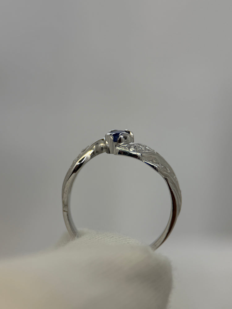 18K Sapphire and Diamond Ring – White Gold, Size 48.5