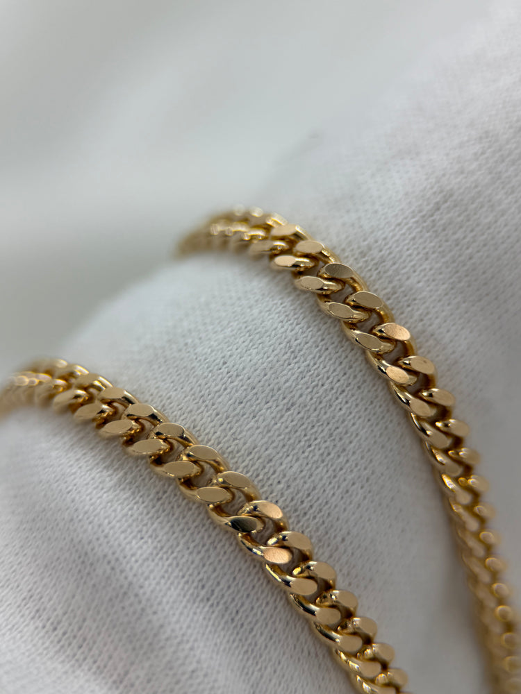 18K Curb-Link Necklace – 25.1g, 49.5 cm
