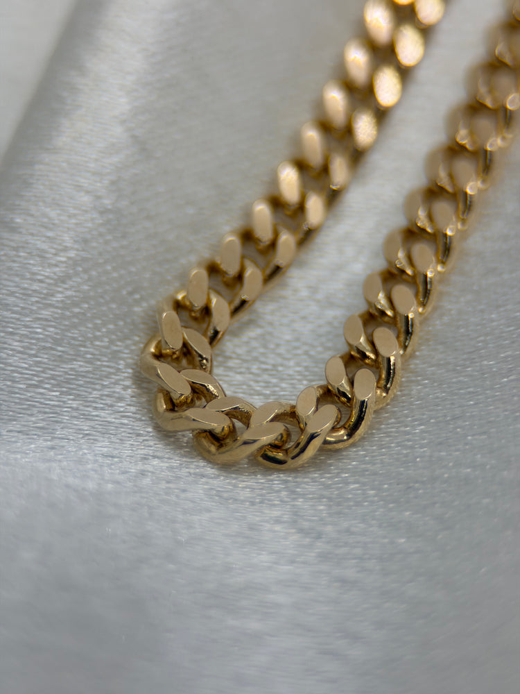 18K Curb-Link Necklace – 25.1g, 49.5 cm