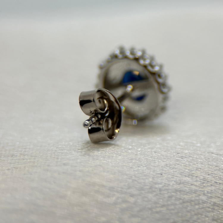 18K Sapphire and Diamond Set – Pendant & Earrings