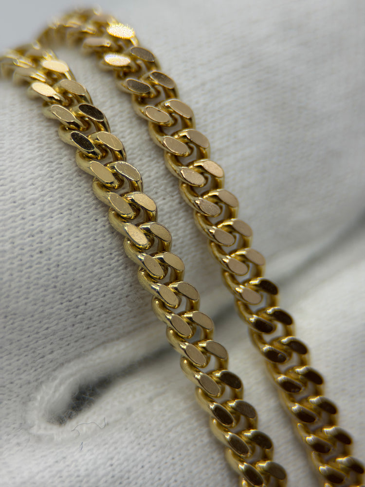18K Curb Chain Necklace – 32.2g, 69 cm