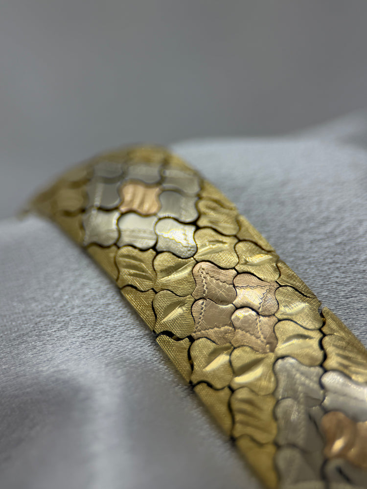 18K Trefärgat guldarmband – Timglasdesign, 54.9g, 19.3 cm