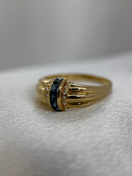 18K Safir- och diamantring – Kanalinfattning, Storlek 56