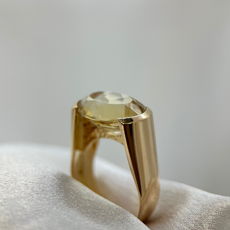 18K Citrin cocktailring av Stigbert för Engelbert 1972
