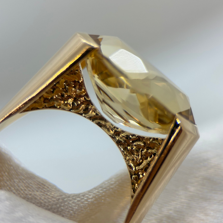18K Citrin cocktailring av Stigbert för Engelbert 1972