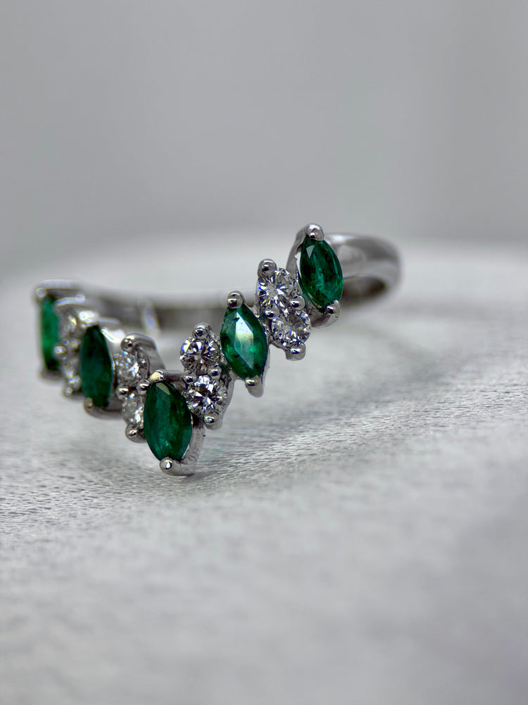 18K Emerald and Diamond Ring – 0.30 ct Diamonds, Size 56