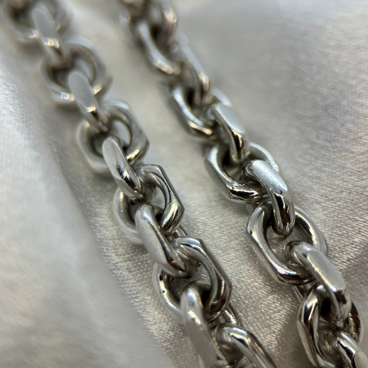 18K Ankar halsband flackslipad handgjord - 131,8g