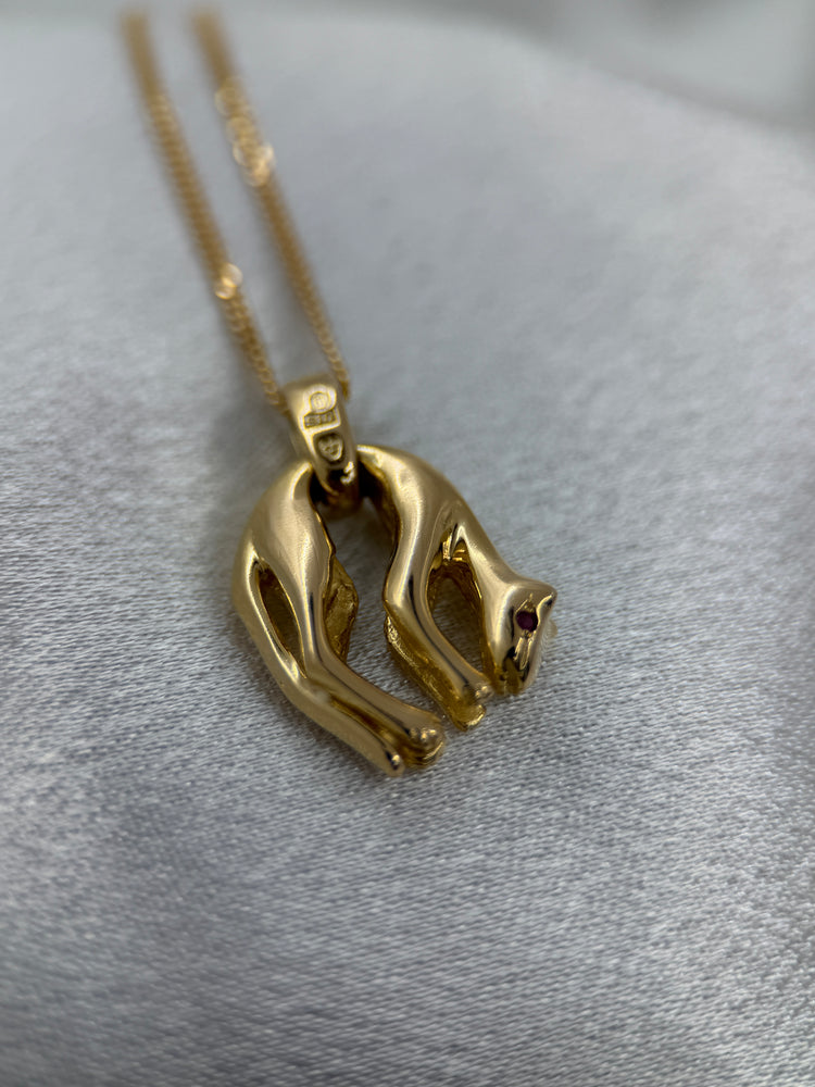 18K Panterhänge med rubiner – 7.2g, 2.5 cm