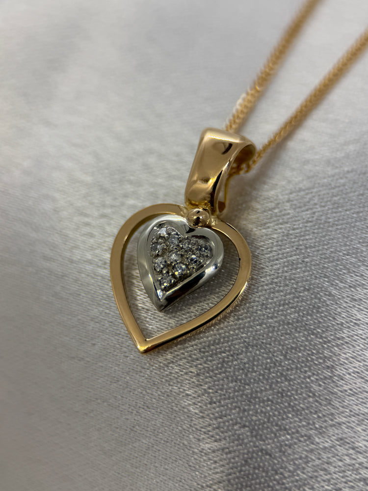 18K Dubbelhjärta diamanthänge – tvåfärgat guld, 3.0g