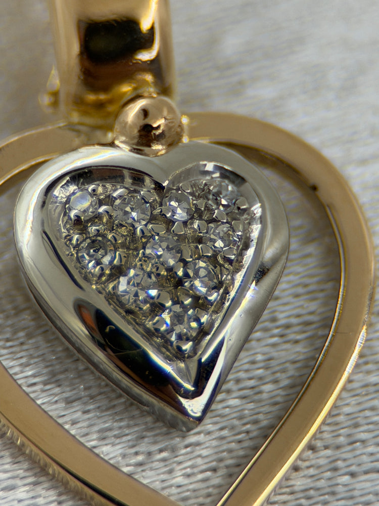 18K Dubbelhjärta diamanthänge – tvåfärgat guld, 3.0g