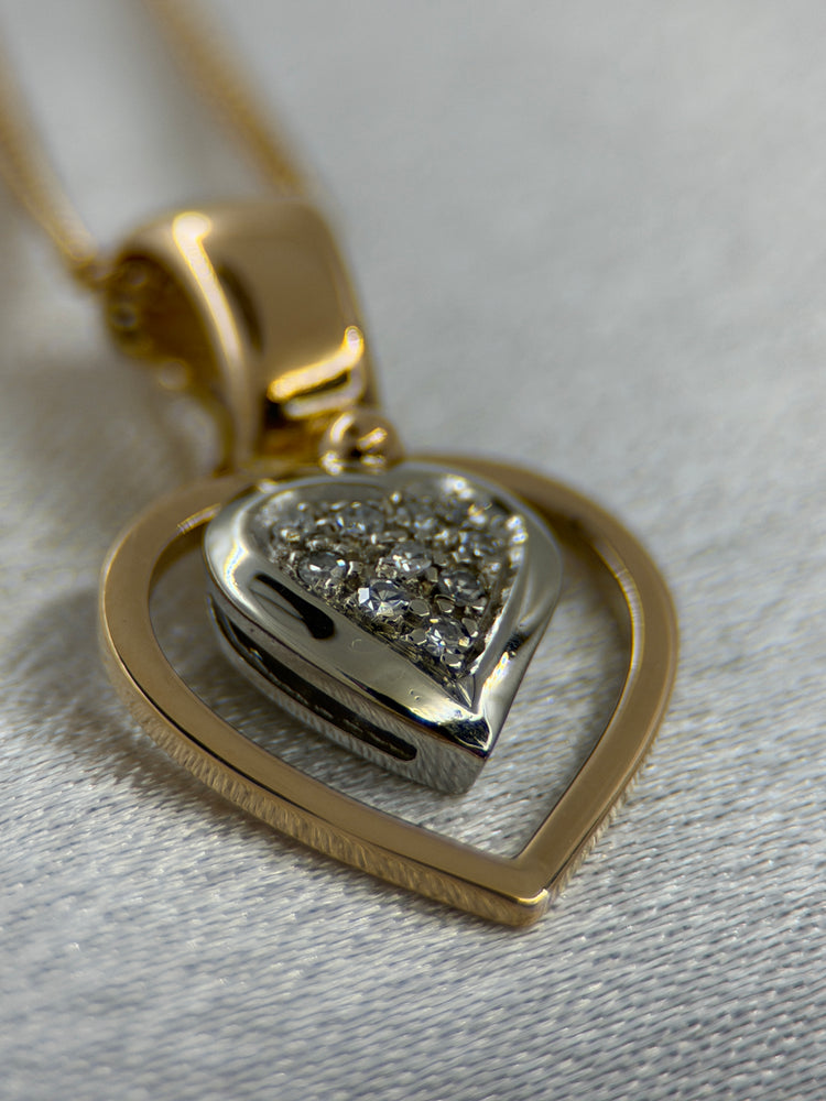 18K Dubbelhjärta diamanthänge – tvåfärgat guld, 3.0g