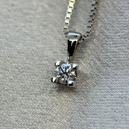 18K Diamanthänge, 0.15ct