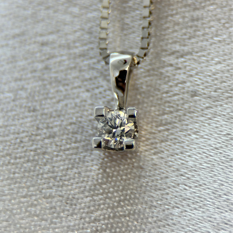 18K Diamanthänge, 0.15ct