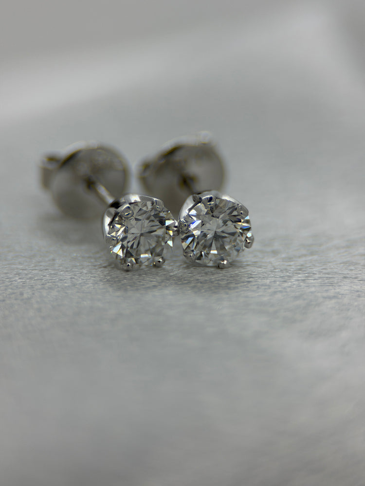 18K Diamond Stud Earrings – 0.45 ct each, White Gold