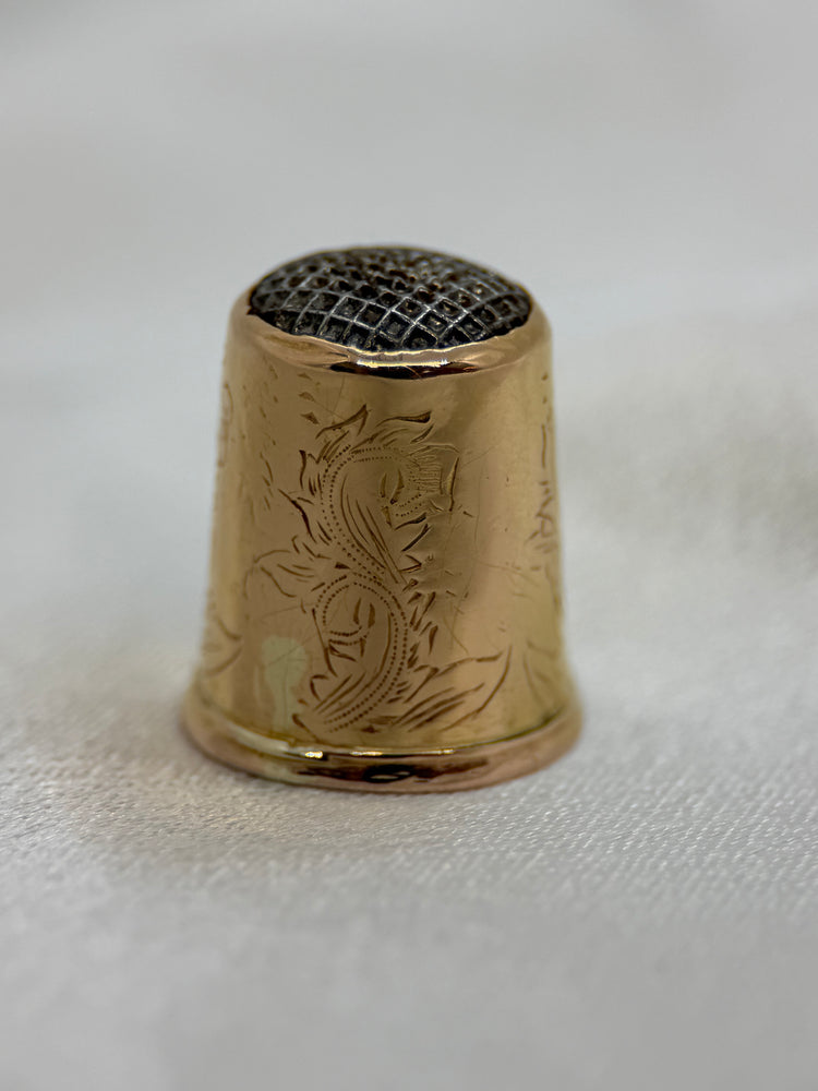 18K Fingerborg i guld – graverad, 1879