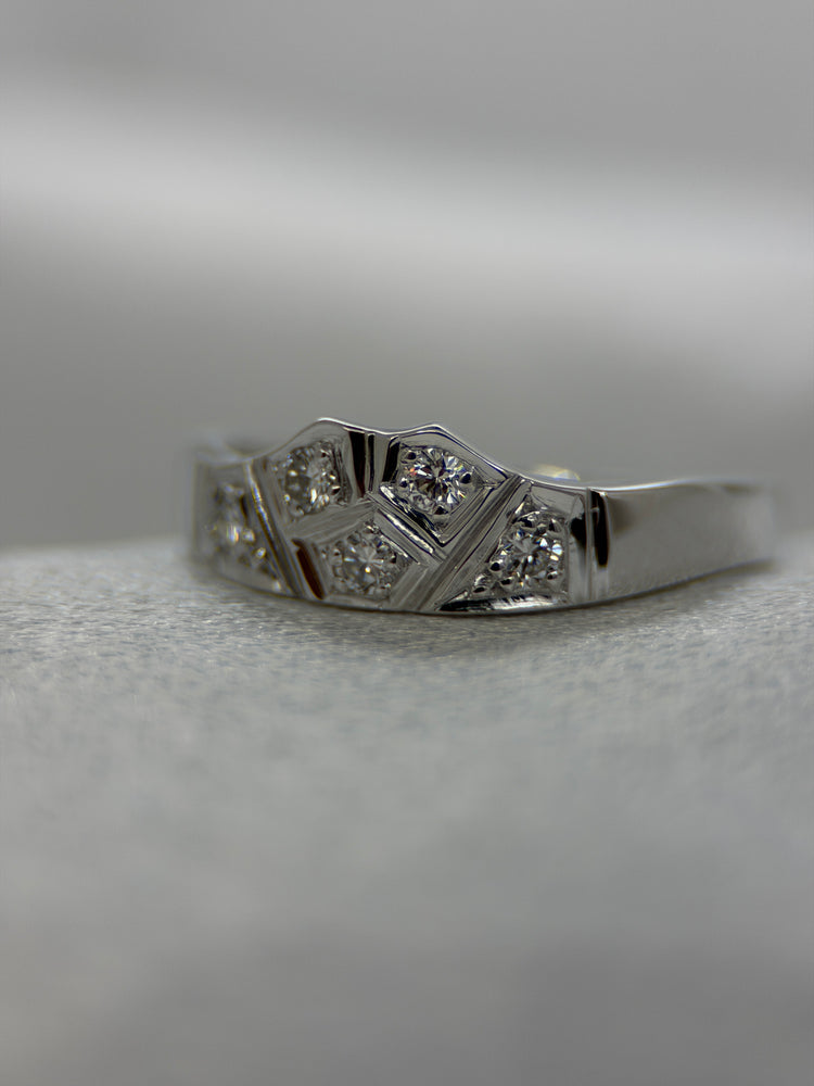18K Diamantring i vitguld – 5 briljanter, Storlek 52