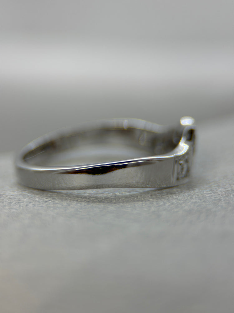 18K Diamantring i vitguld – 5 briljanter, Storlek 52