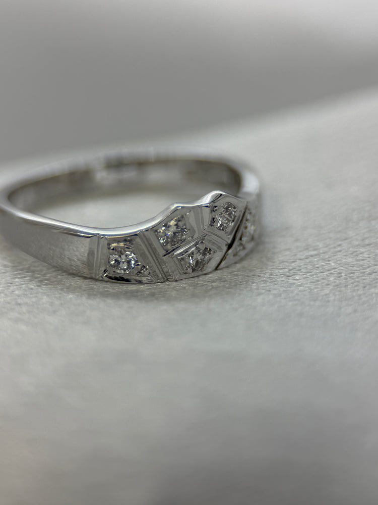 18K Diamantring i vitguld – 5 briljanter, Storlek 52