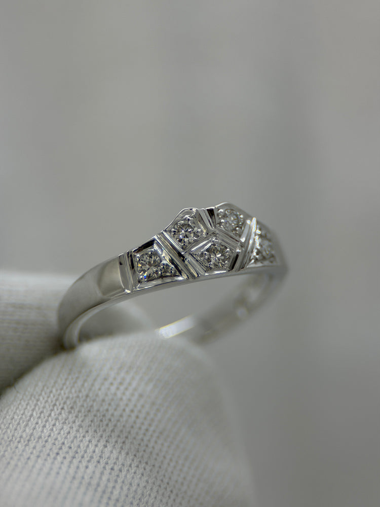 18K Diamantring i vitguld – 5 briljanter, Storlek 52