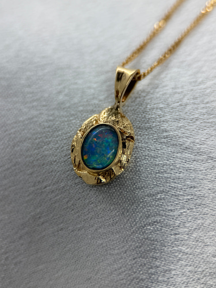 18K Opal Hänge i Rödguld – Abstrakt Design, 1.5g