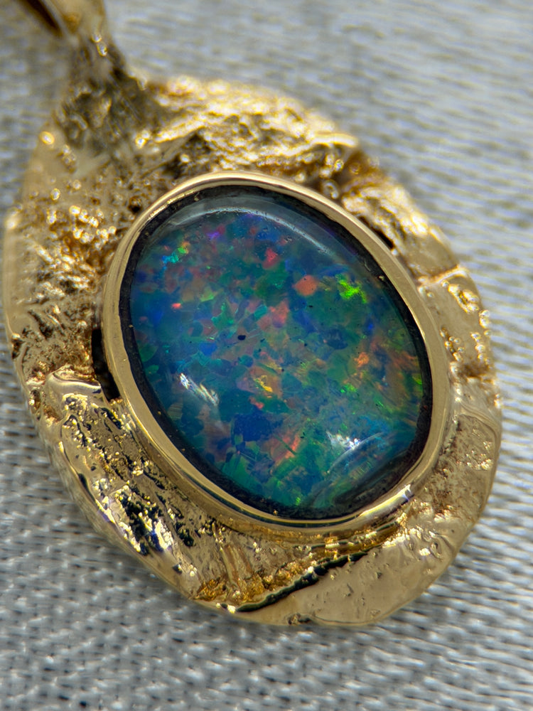 18K Opal Hänge i Rödguld – Abstrakt Design, 1.5g