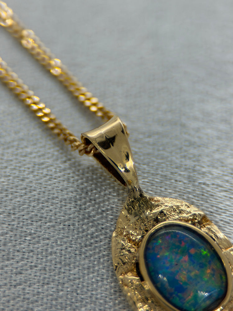 18K Opal Hänge i Rödguld – Abstrakt Design, 1.5g