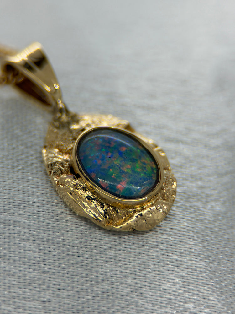 18K Opal Hänge i Rödguld – Abstrakt Design, 1.5g