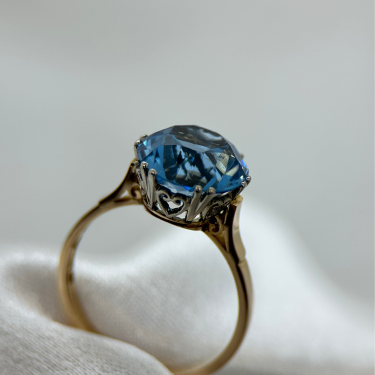18K Vintage Ring med Blå Glassten, 1947