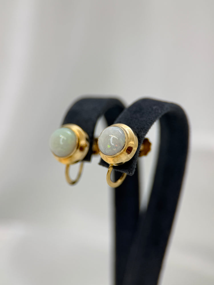 18K Opалörhängen – Vita opaler med färgspel, 1 cm