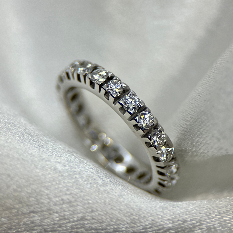 18K Diamond Eternity Ring TWVVS, 1.14ct