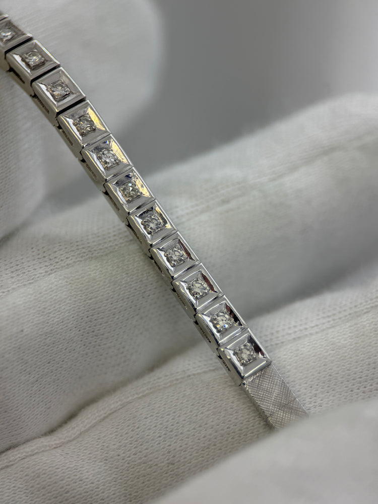 18K Diamantarmband i vitguld – 15 singelslipade diamanter, 18.5 cm