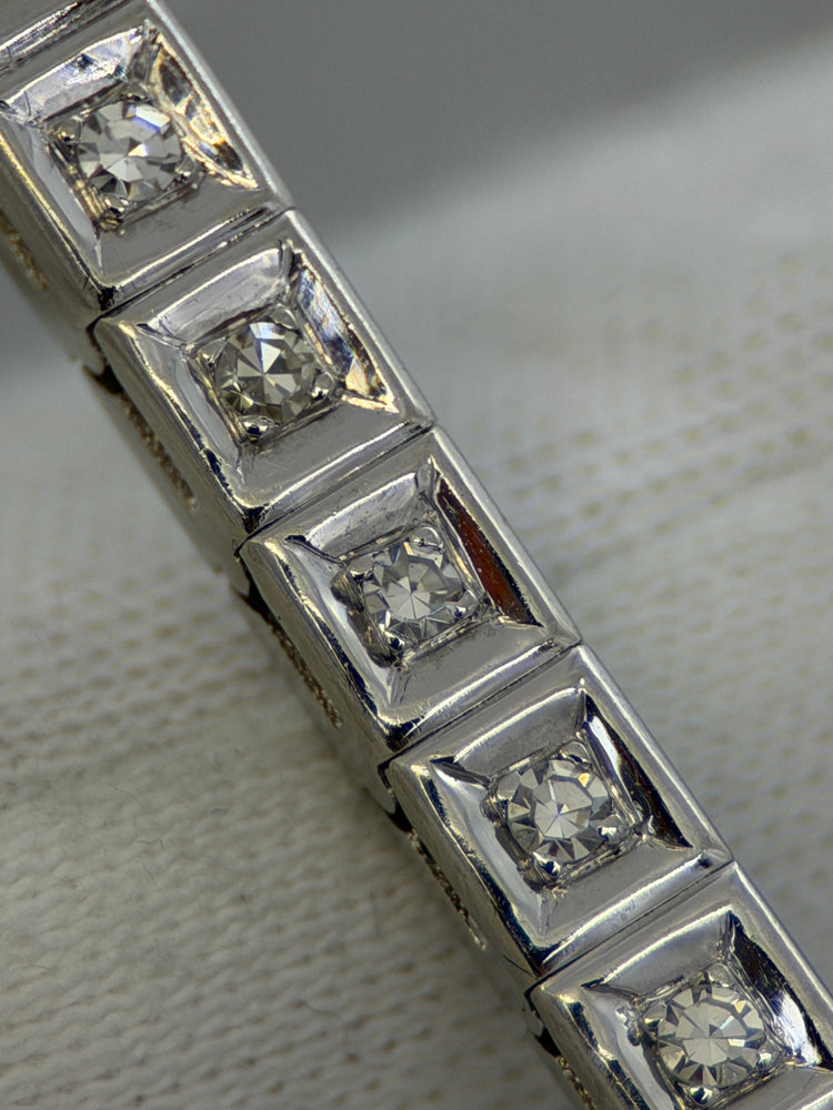 18K Diamantarmband i vitguld – 15 singelslipade diamanter, 18.5 cm