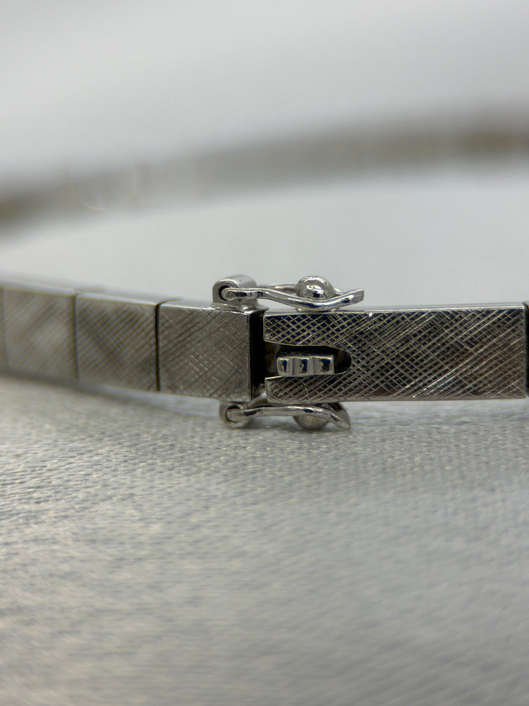 18K Diamantarmband i vitguld – 15 singelslipade diamanter, 18.5 cm