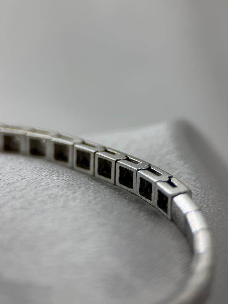 18K Diamantarmband i vitguld – 15 singelslipade diamanter, 18.5 cm