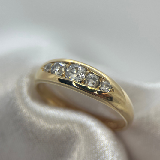 18k Guldring med 5 Diamanter - Storklek 55