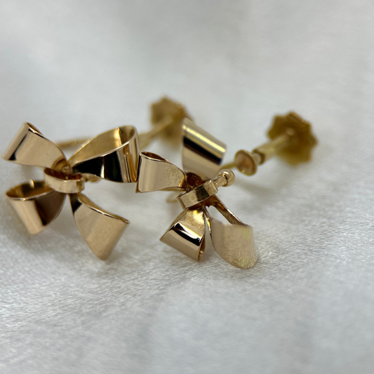 18K Örhängen av Stigbert för Engelbert - 1945