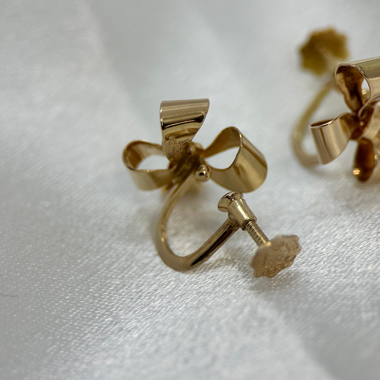 18K Örhängen av Stigbert för Engelbert - 1945