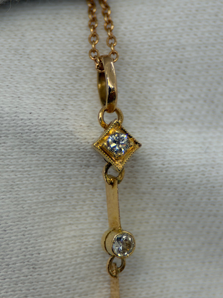 18K Diamant- och odlad pärlhänge – ca 0.60 ct, 3.8 cm