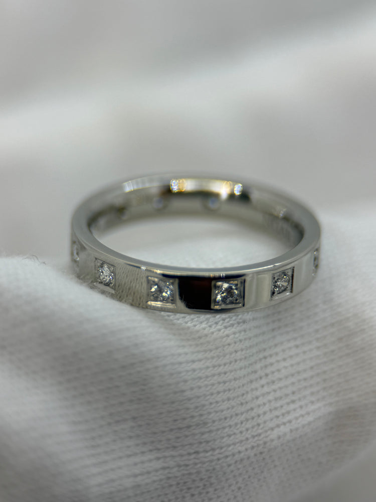 Platina Diamantring – 12 briljanter, ca 0.24 ct, Storlek 50