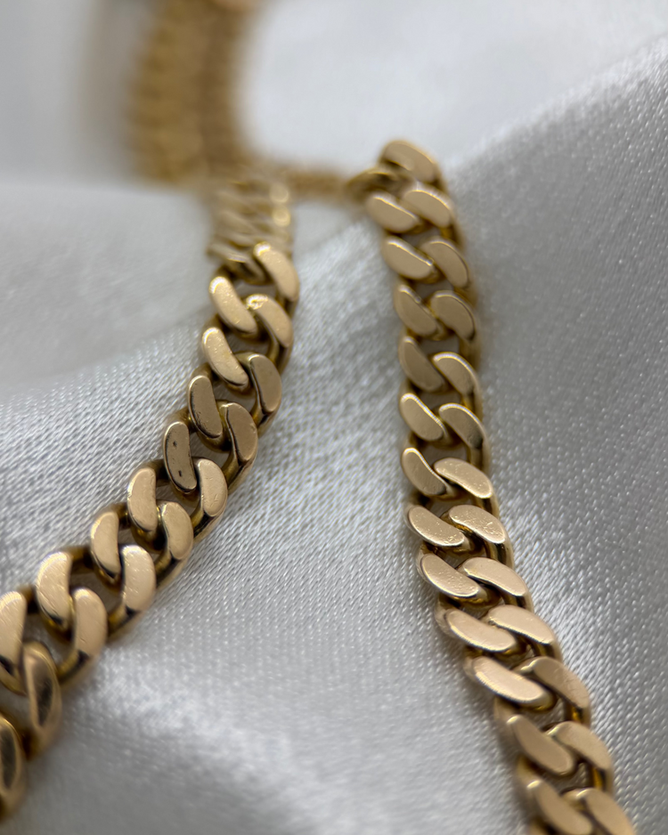 18K Graduated Flat Panzar Link Necklace – 33.4g, 48.2 cm