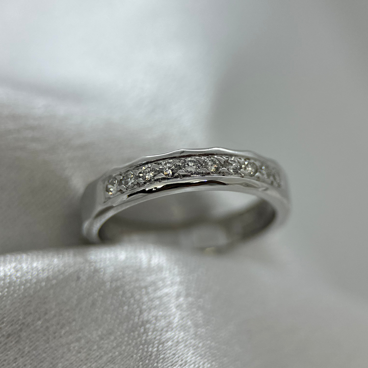 18K Alliansring med diamanter 0,30 ct - Ringstorlek 56 ½