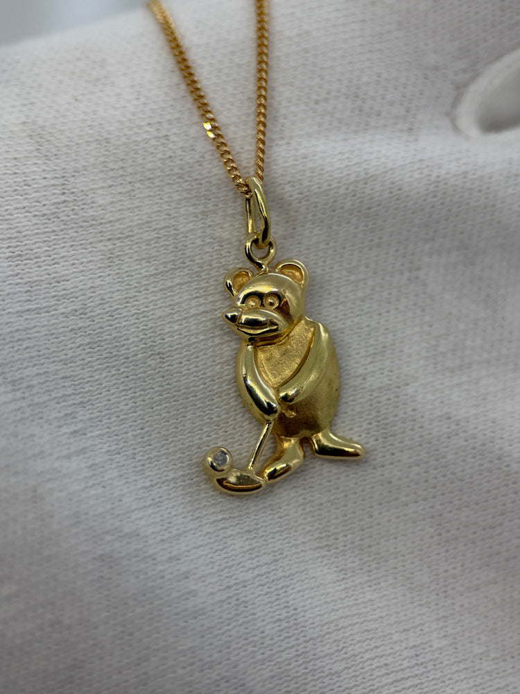18K Pendant – Teddy Bear with Golf Club, Diamond