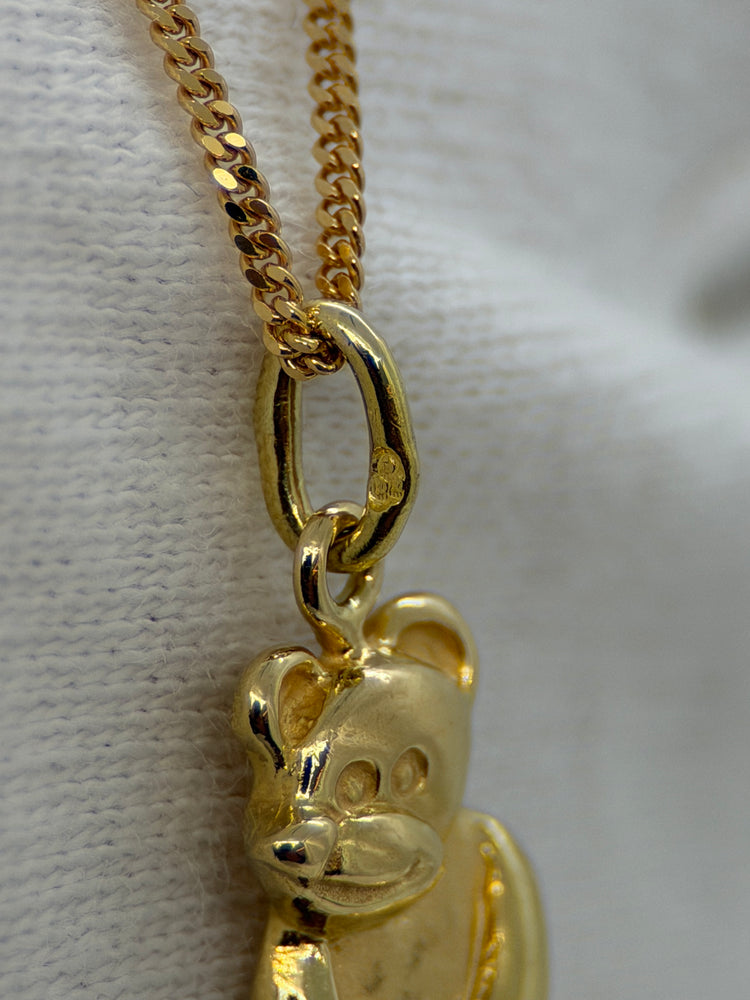18K Pendant – Teddy Bear with Golf Club, Diamond