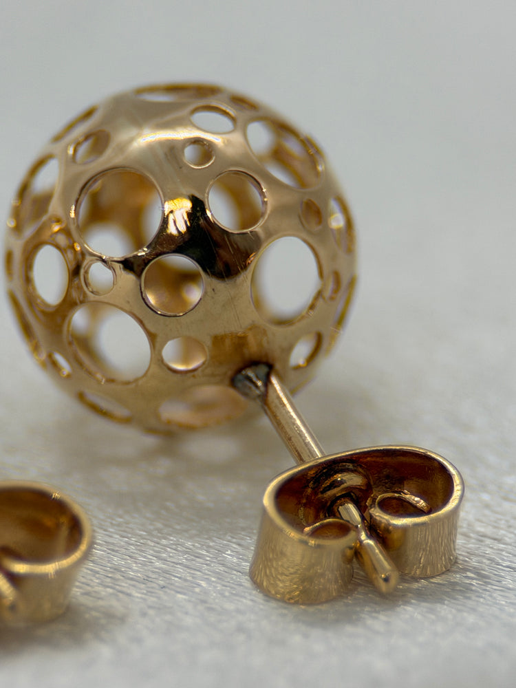 18K Spherical Pierced Earrings – 1.2 cm, 2.8g