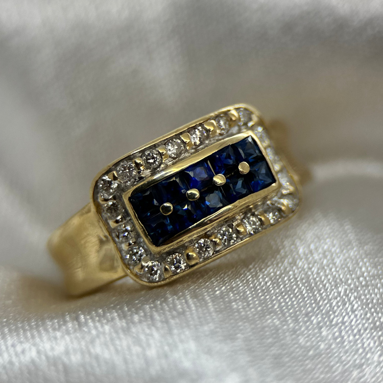 18K Ring med Safirer och Diamanter – 0,53 ct ringstorlek 49½