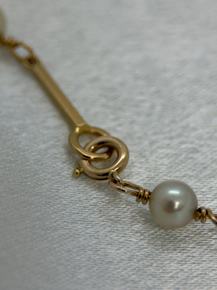 18K Cultured Pearl and Gold Bracelet – 5.1g, 21 cm