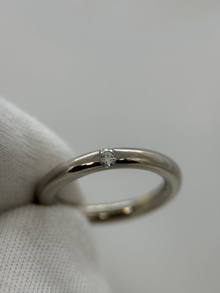 18K Bandring med diamant – 0.08 ct, Storlek 49.5