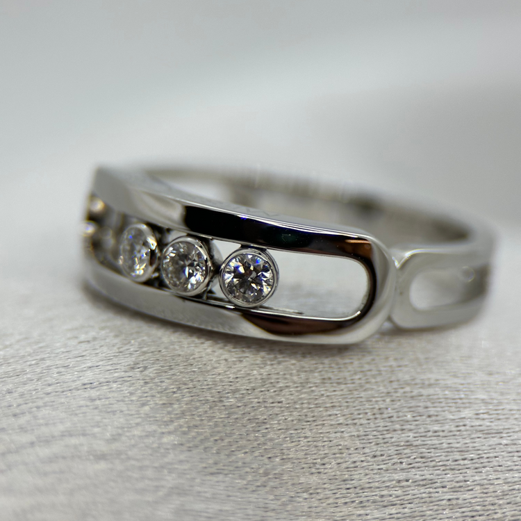 18K Messika 'Move Ring' med Tre Diamanter - 0,24 ct ringstorlek 60