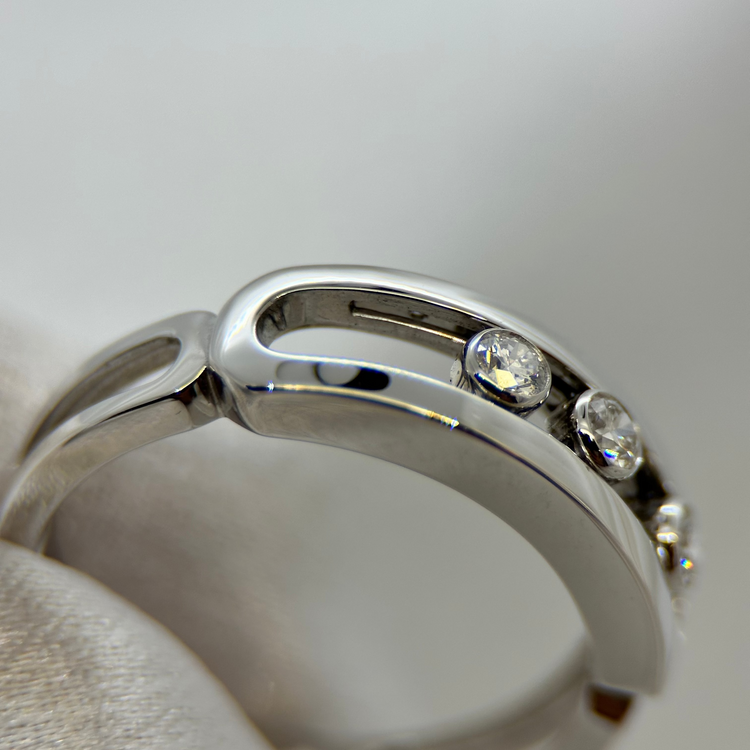 18K Messika 'Move Ring' med Tre Diamanter - 0,24 ct ringstorlek 60