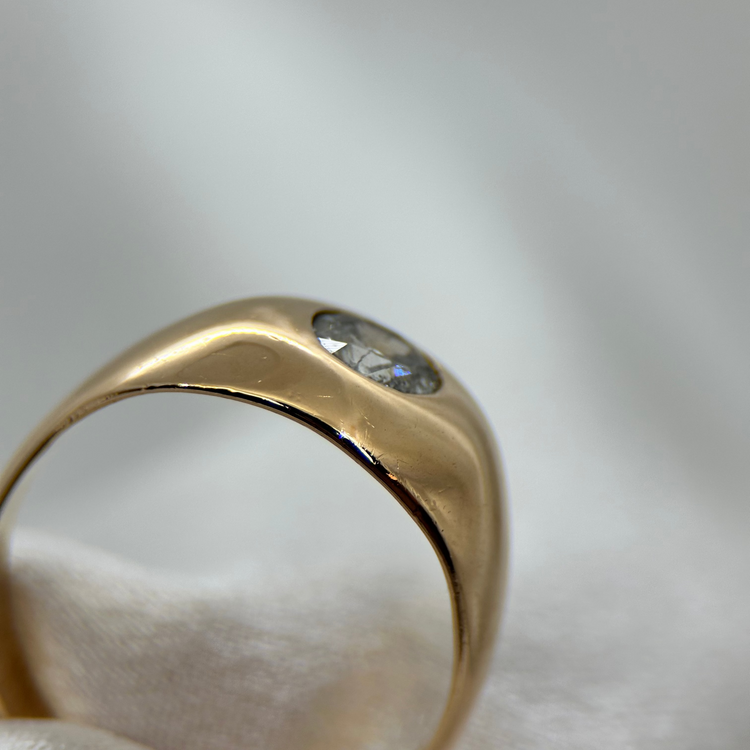 18K Diamant Signetring – 0,90 ct (1968) ringstorlek 58½